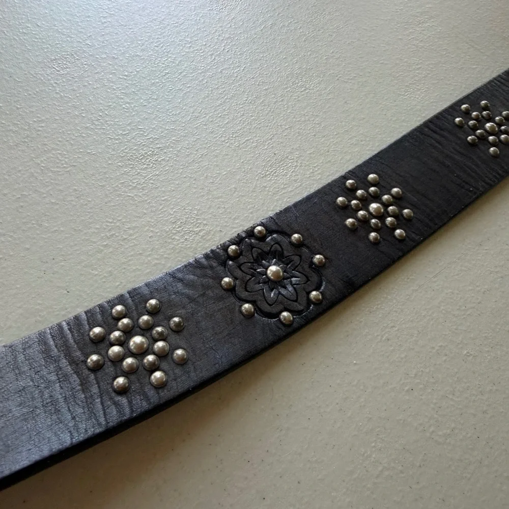 Brighton Women's 36 Black Leather Peace Sign Buckle Studded Belt Boho Hippie Y2K